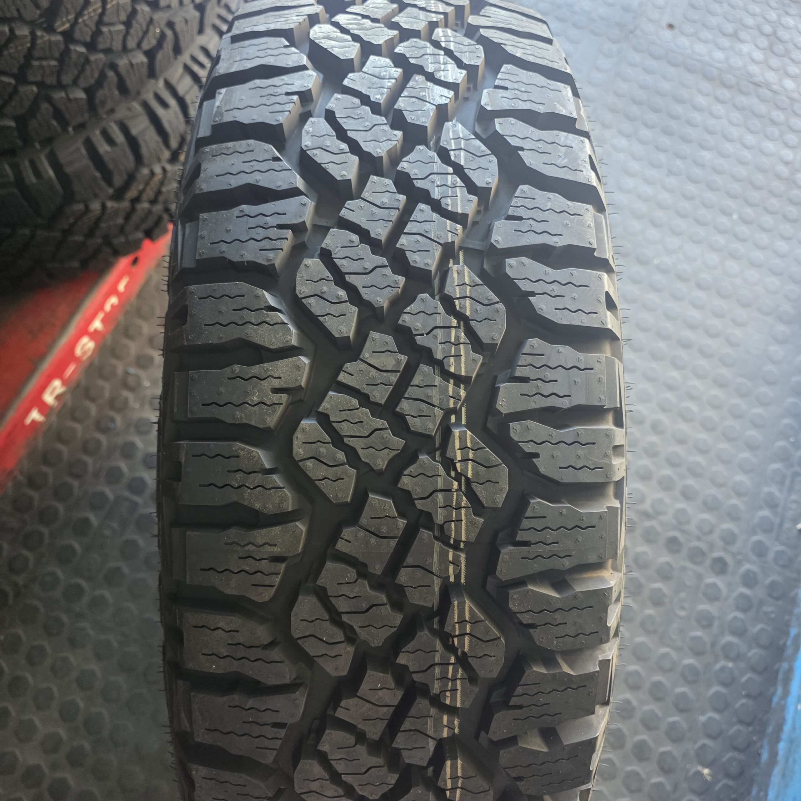 255/70R16 Goodyear Wrangler Duratrac - Tri Shield Sidewall Technology - White Lettering