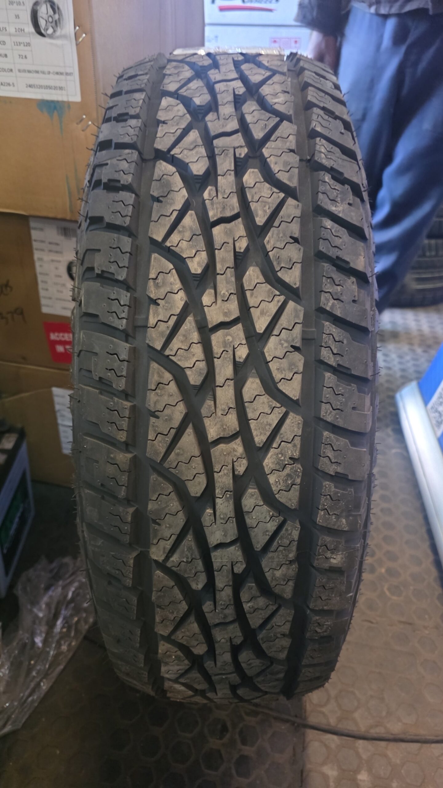 245/70R16 Winrun All Teŕrain