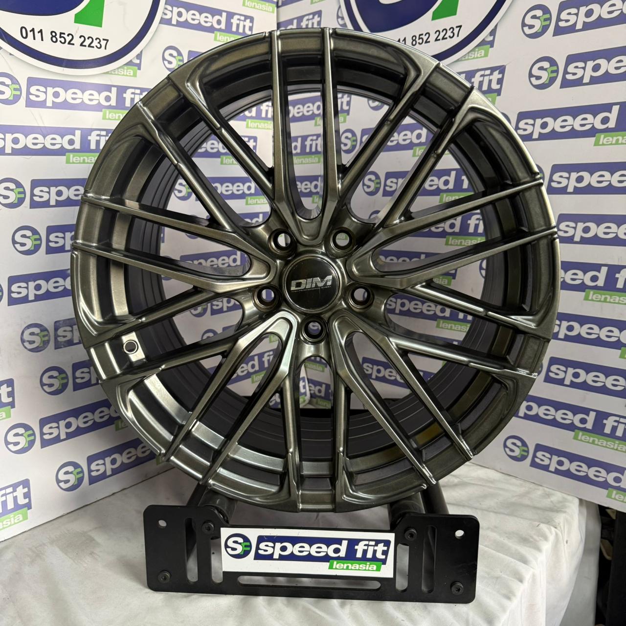 18" GRAN TURISMO (SF152) - 5x114 8J