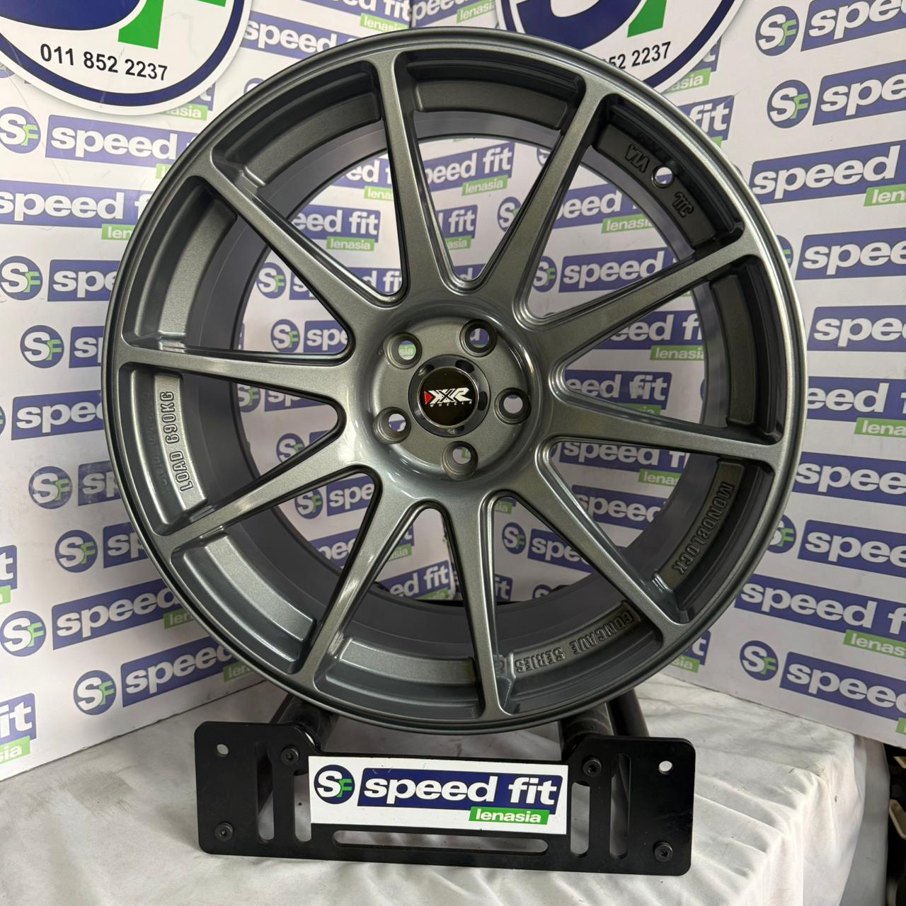 18" XXR JR11 (SF154) - 5x112 8.5J