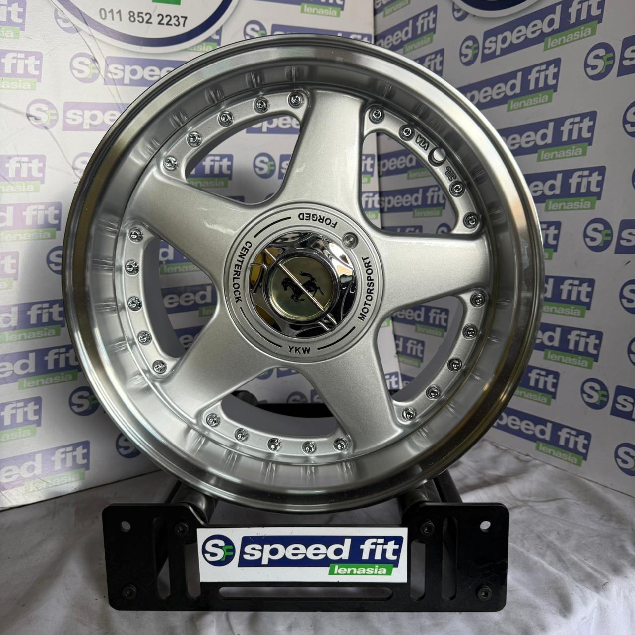 15" FERRARI (REPS)- 4X100/108 8J ET20
